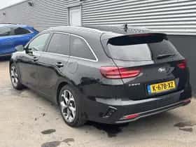 Kia Ceed Sportswagon (2021) thumbnail 3