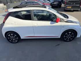Toyota Aygo (2021) thumbnail 11