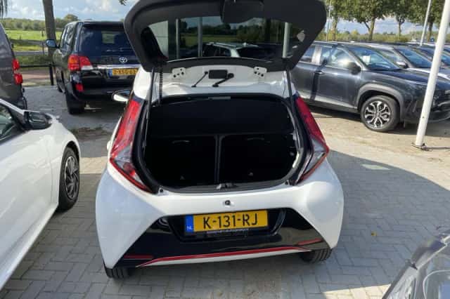 Toyota Aygo (2021) thumbnail 6