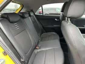 Kia Rio (2020) thumbnail 11