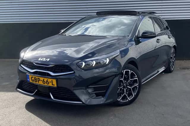 Kia Proceed (2024) thumbnail 2