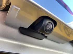 Toyota C-HR (2024) thumbnail 13