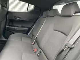 Toyota C-HR (2019) thumbnail 19