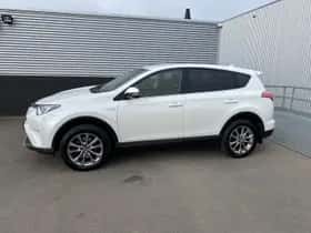Toyota RAV4 (2016) thumbnail 4