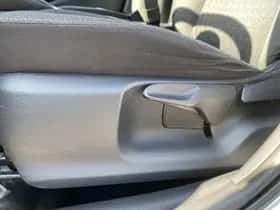Toyota Yaris (2022) thumbnail 21