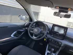 Toyota Yaris (2022) thumbnail 26
