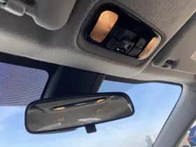 Toyota Yaris (2022) thumbnail 33