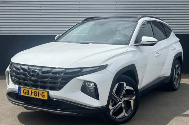 Hyundai Tucson (2021) thumbnail 3
