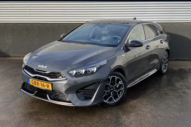 Kia Proceed (2024) thumbnail 1