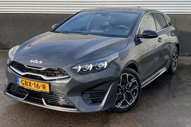Kia Proceed (2024) thumbnail 2