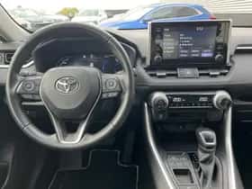 Toyota RAV4 (2021) thumbnail 20