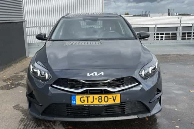 Kia Ceed Sportswagon (2024) thumbnail 5
