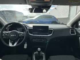 Kia Ceed Sportswagon (2024) thumbnail 21