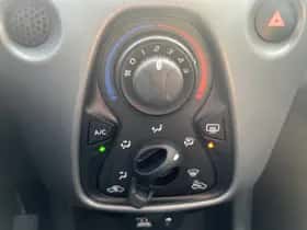 Toyota Aygo (2019) thumbnail 26