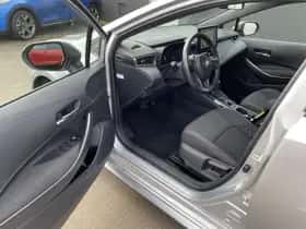Toyota Corolla (2023) thumbnail 17