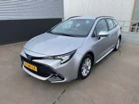 Toyota Corolla (2023) thumbnail 3