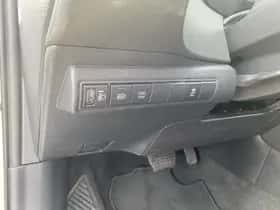 Toyota Corolla (2023) thumbnail 21