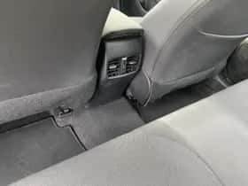 Toyota Corolla (2023) thumbnail 45