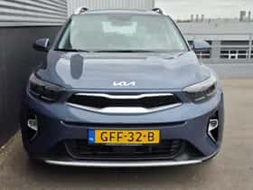 Kia Stonic (2024) thumbnail 2