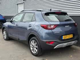 Kia Stonic (2024) thumbnail 5