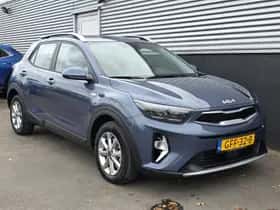 Kia Stonic (2024) thumbnail 9