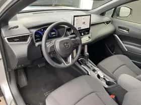 Toyota Corolla (2024) thumbnail 25
