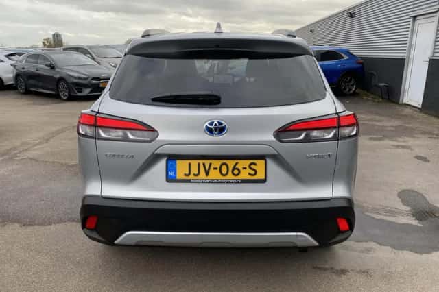 Toyota Corolla (2024) thumbnail 6