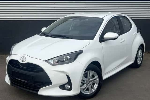 Toyota Yaris (2026) thumbnail 1