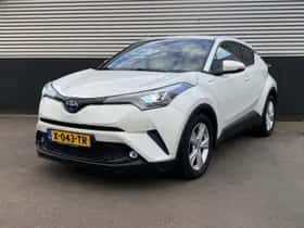 Toyota C-HR (2018) thumbnail 2
