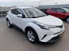 Toyota C-HR (2018) thumbnail 12