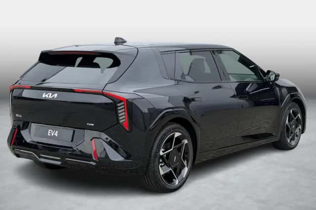 Kia EV4 (2026) thumbnail 2