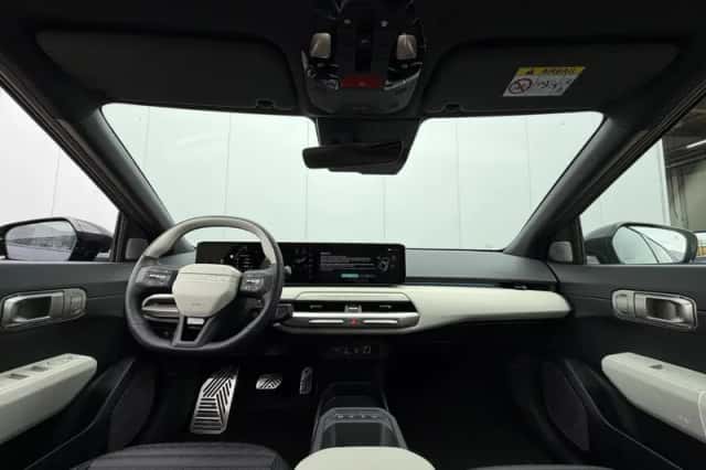 Kia EV4 (2026) thumbnail 4