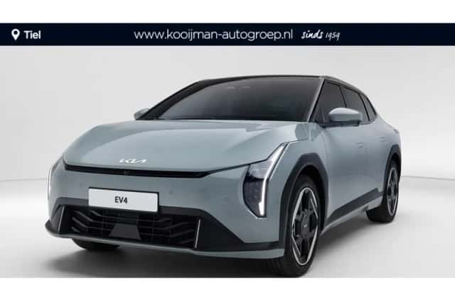Kia EV4 (2026) thumbnail 1
