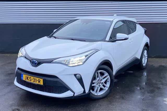 Toyota C-HR (2023) thumbnail 1