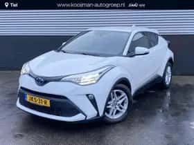 Toyota C-HR (2023) thumbnail 1