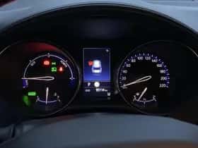 Toyota C-HR (2023) thumbnail 25