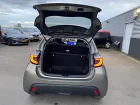 Toyota Yaris (2024) thumbnail 13