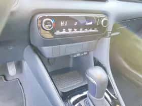 Toyota Yaris (2024) thumbnail 38