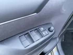 Toyota Yaris (2024) thumbnail 42