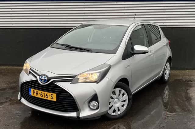 Toyota Yaris (2016) thumbnail 1