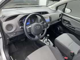 Toyota Yaris (2016) thumbnail 22