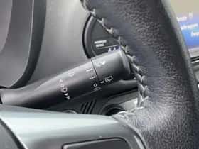 Toyota Yaris (2016) thumbnail 29
