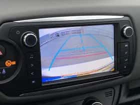 Toyota Yaris (2016) thumbnail 10
