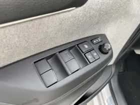 Toyota Yaris (2021) thumbnail 23