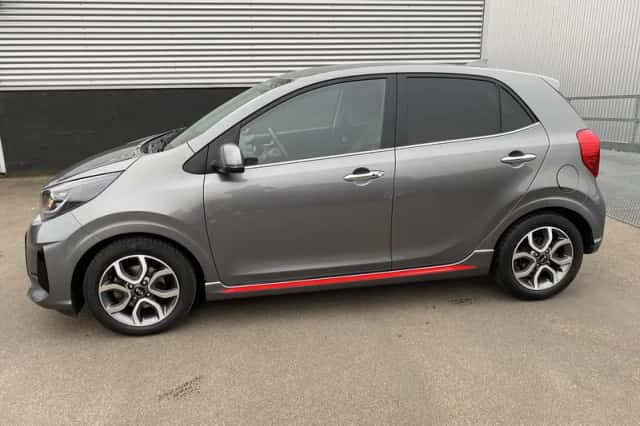 Kia Picanto (2021) thumbnail 4