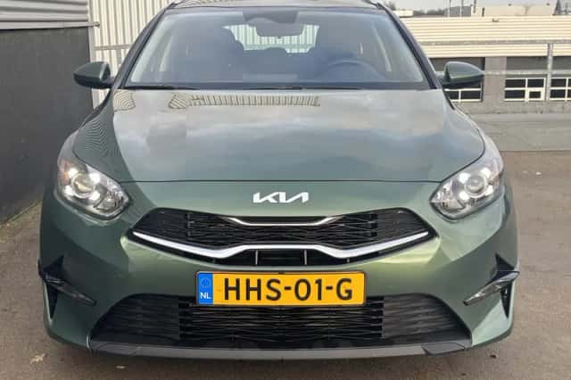 Kia Ceed Sportswagon (2025) thumbnail 4