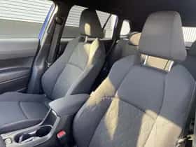 Toyota Corolla (2024) thumbnail 24