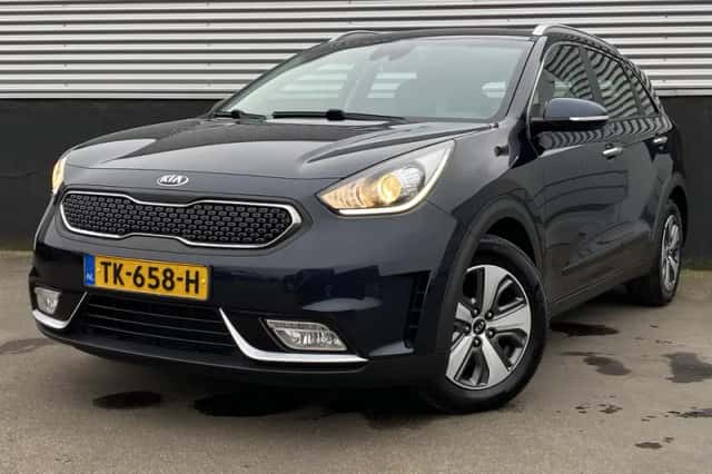 Kia Niro (2018) thumbnail 2