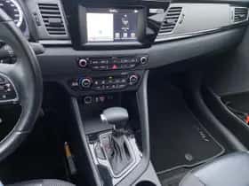 Kia Niro (2018) thumbnail 38