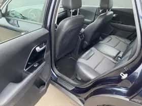 Kia Niro (2018) thumbnail 46